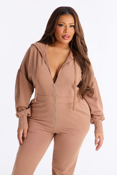 https://cdn.shopify.com/s/files/1/0293/9277/files/12-29-25_S8_31_JP10047_Taupe_CXB_EO_14-32-16_PLUS_5694_PXF.jpg?v=1767382758&with=400&height=600