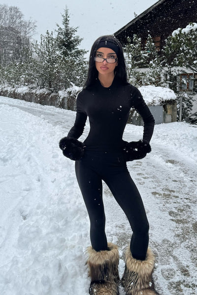 https://cdn.shopify.com/s/files/1/0293/9277/files/12-30-2024__284_Almost_Every_Day_Leggings_Black_LA.jpg?v=1737659687&with=400&height=600