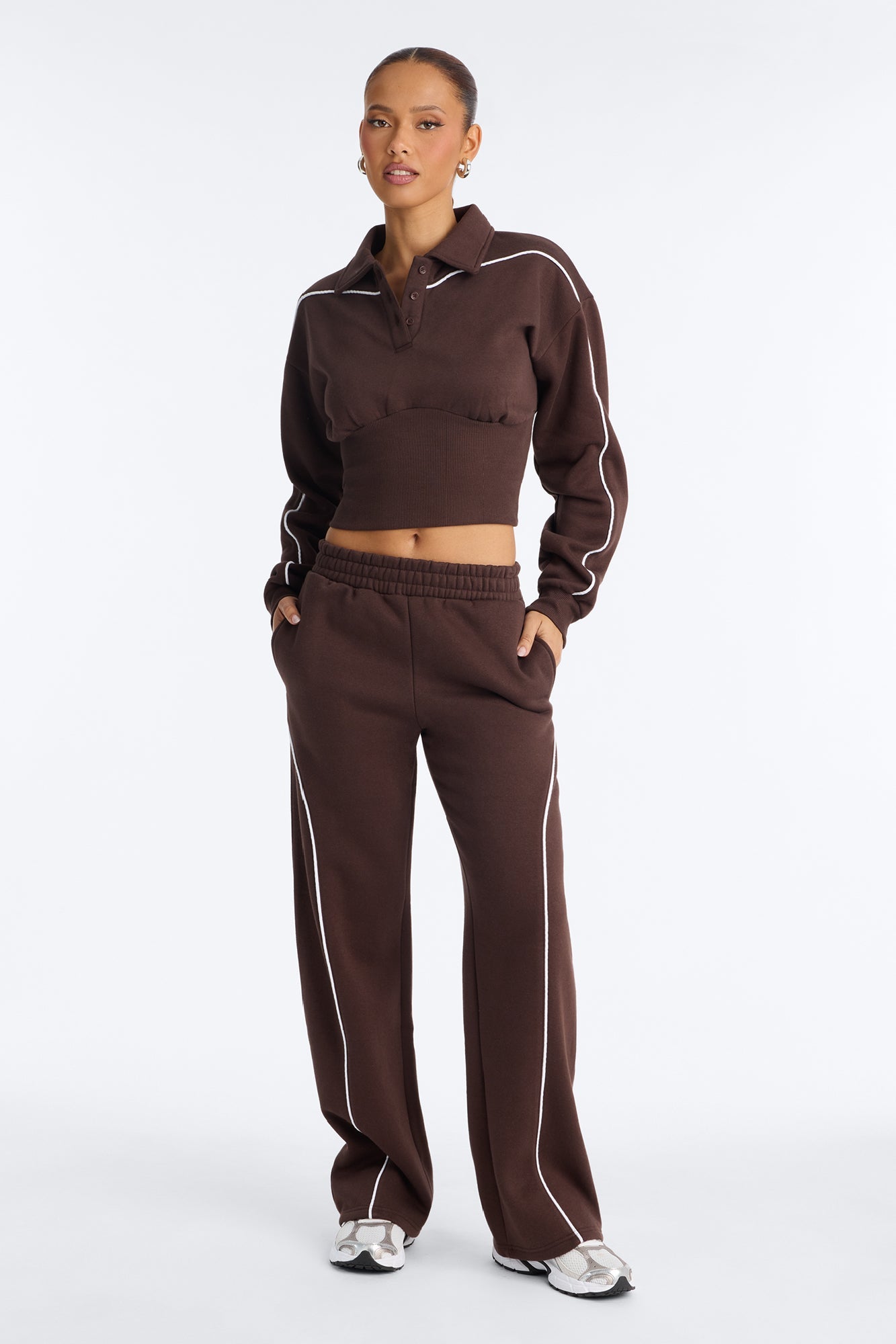 https://cdn.shopify.com/s/files/1/0293/9277/files/17545_Brown_JR_V1.jpg?v=1785261063