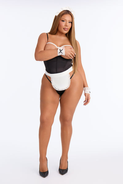 https://cdn.shopify.com/s/files/1/0293/9277/files/225026FN_Black_White_PLUS_V2.jpg?v=1788887095&with=400&height=600