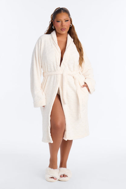 https://cdn.shopify.com/s/files/1/0293/9277/files/2490_Cream_PLUS_V1.jpg?v=1784737741