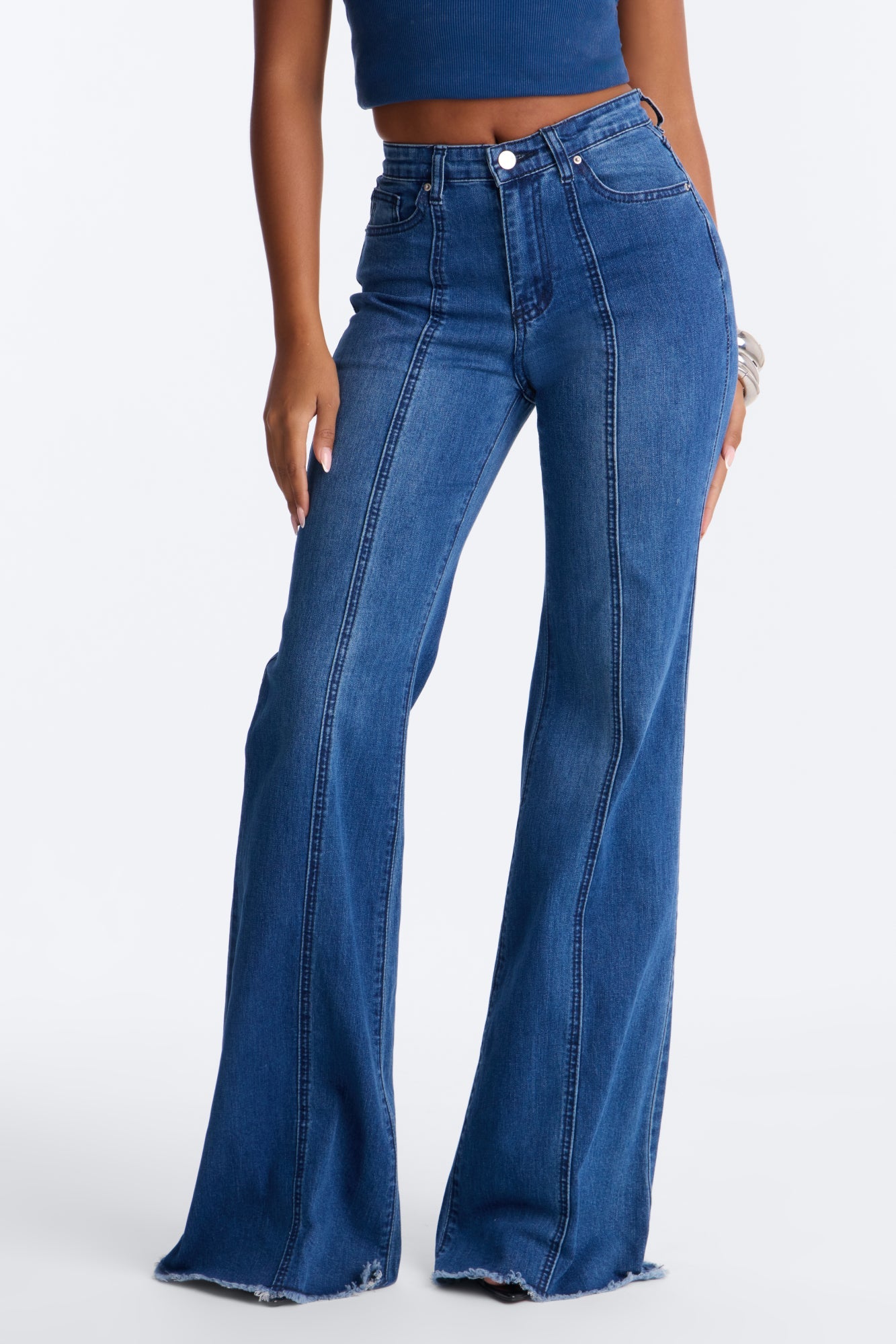 https://cdn.shopify.com/s/files/1/0293/9277/files/25GM331W_DarkWash_JR_V1.jpg?v=1785257742