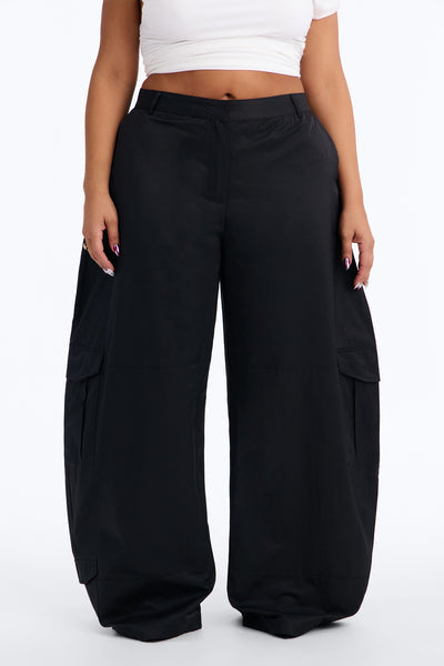 https://cdn.shopify.com/s/files/1/0293/9277/files/25GWQ142_Black_PLUS_V2.jpg?v=1788278729&with=400&height=600