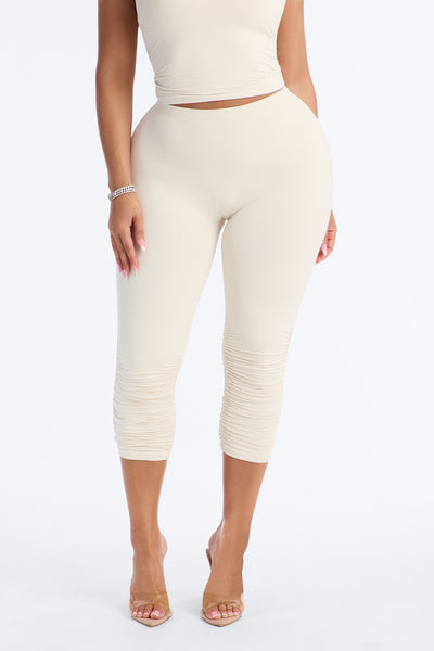 https://cdn.shopify.com/s/files/1/0293/9277/files/25GWQ19125_Bone_JR_V2.jpg?v=1783612926&with=400&height=600
