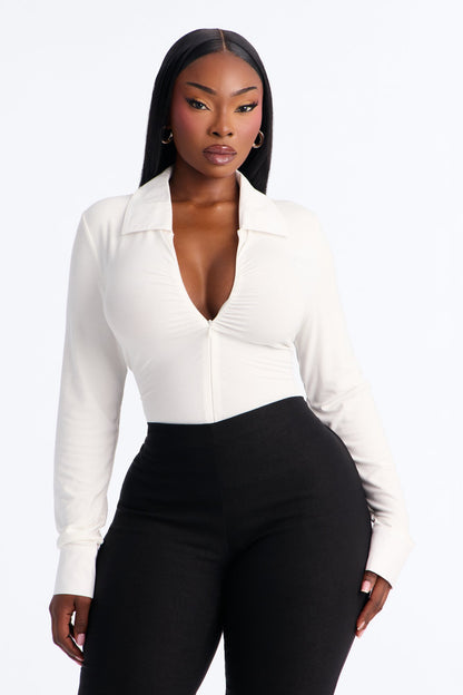https://cdn.shopify.com/s/files/1/0293/9277/files/25GWY1604_White_PLUS_V1.jpg?v=1784821689