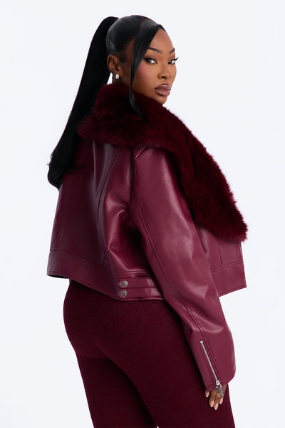 https://cdn.shopify.com/s/files/1/0293/9277/files/25MSZ10263_Burgundy_PLUS_V4.jpg?v=1789242947&with=400&height=600