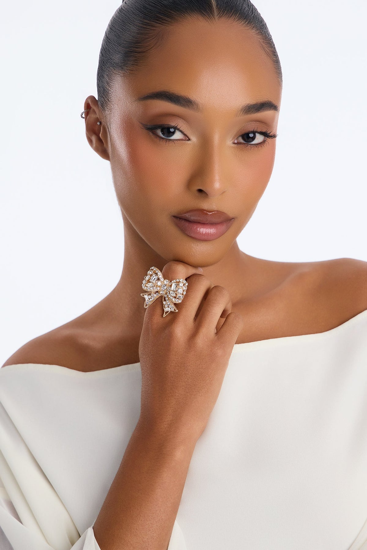 https://cdn.shopify.com/s/files/1/0293/9277/files/25R1090_Gold_JR_V1.jpg?v=1788363403
