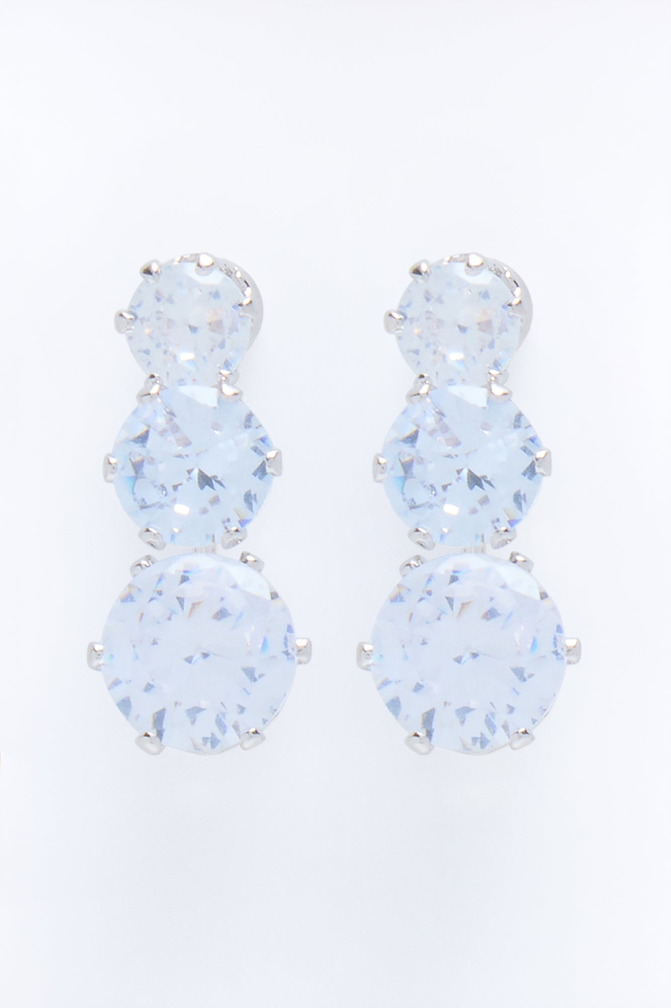 https://cdn.shopify.com/s/files/1/0293/9277/files/26668CR_Silver_SL_V1.jpg?v=1782400324