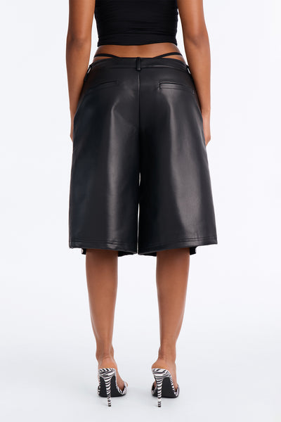 https://cdn.shopify.com/s/files/1/0293/9277/files/26GWQ19430_Black_JR_V4.jpg?v=1787238505&with=400&height=600