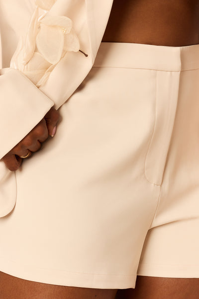 https://cdn.shopify.com/s/files/1/0293/9277/files/26GWQ9021AB_Beige_PLUS_V5.jpg?v=1784325792&with=400&height=600