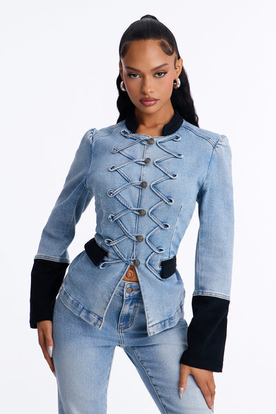 https://cdn.shopify.com/s/files/1/0293/9277/files/26GWQ9219AB_LightWash_JR_V2.jpg?v=1783969402&with=400&height=600