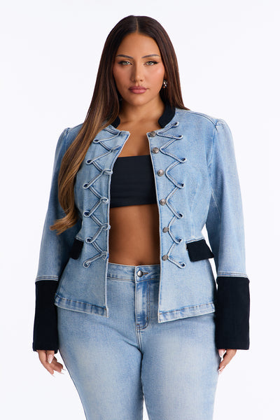 https://cdn.shopify.com/s/files/1/0293/9277/files/26GWQ9219AB_LightWash_PLUS_V2.jpg?v=1784571071&with=400&height=600