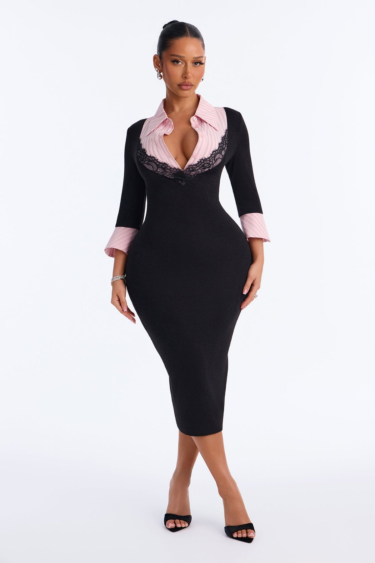 https://cdn.shopify.com/s/files/1/0293/9277/files/26GWQ9338G_Black_Pink_JR_V1.jpg?v=1789162115