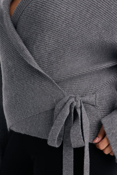 https://cdn.shopify.com/s/files/1/0293/9277/files/26GWQ9512_Grey_PLUS_V3.jpg?v=1790953758&with=400&height=600