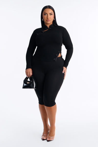 https://cdn.shopify.com/s/files/1/0293/9277/files/26GWT60546_Black_PLUS_V2.jpg?v=1785185841&with=400&height=600