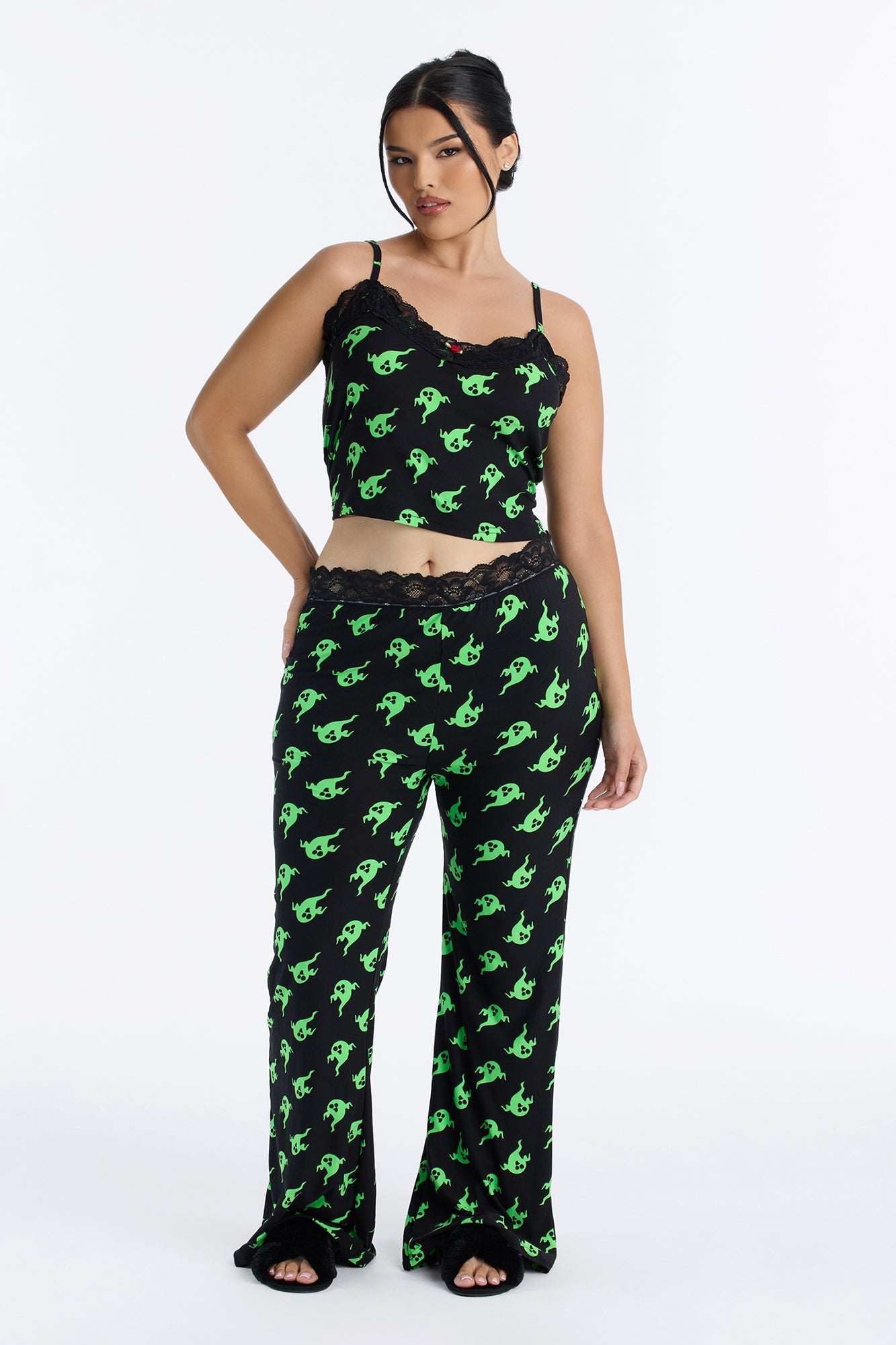 https://cdn.shopify.com/s/files/1/0293/9277/files/2PP1188FN_Black_Green_PLUS_V1.jpg?v=1784819599