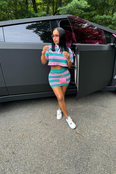 https://cdn.shopify.com/s/files/1/0293/9277/files/7-22-2024__130_Lindsay_Striped_Polo_Skirt_Set_Pink-combo_LA.jpg?v=1722964743&with=400&height=600