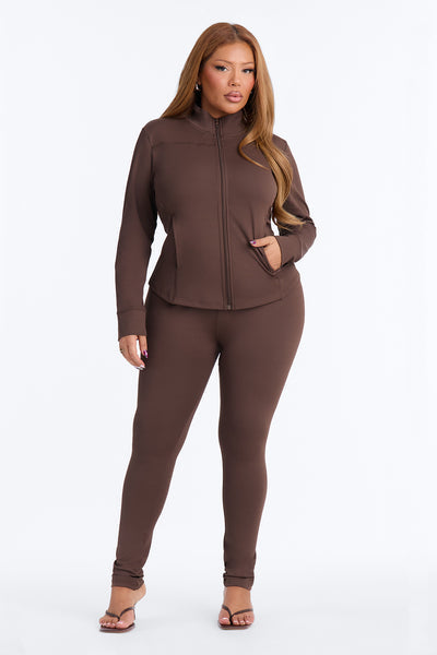 https://cdn.shopify.com/s/files/1/0293/9277/files/71705FN_Chocolate_PLUS_V1.jpg?v=1789067723&with=400&height=600