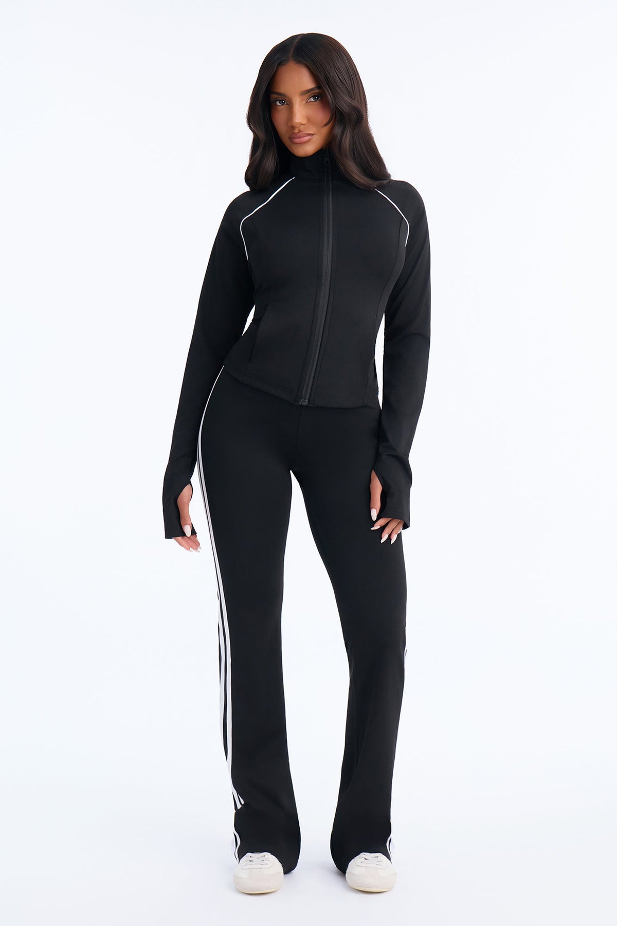 https://cdn.shopify.com/s/files/1/0293/9277/files/71708_Black_JR_V1.jpg?v=1788763219