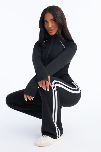 https://cdn.shopify.com/s/files/1/0293/9277/files/71708_Black_JR_V3.jpg?v=1788763223&with=400&height=600