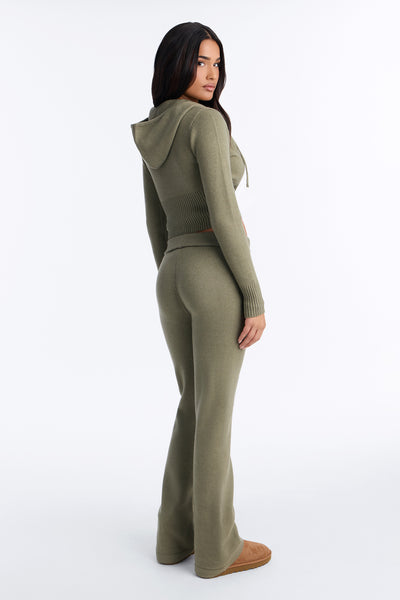 https://cdn.shopify.com/s/files/1/0293/9277/files/7671376712FN_Olive_JR_V4.jpg?v=1786636761&with=400&height=600
