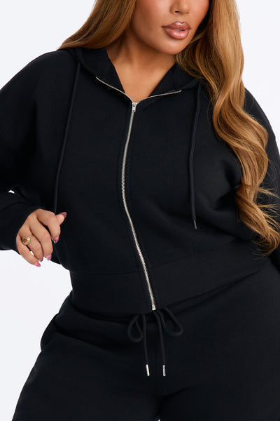 https://cdn.shopify.com/s/files/1/0293/9277/files/77659_Black_PLUS_V4.jpg?v=1787674346&with=400&height=600