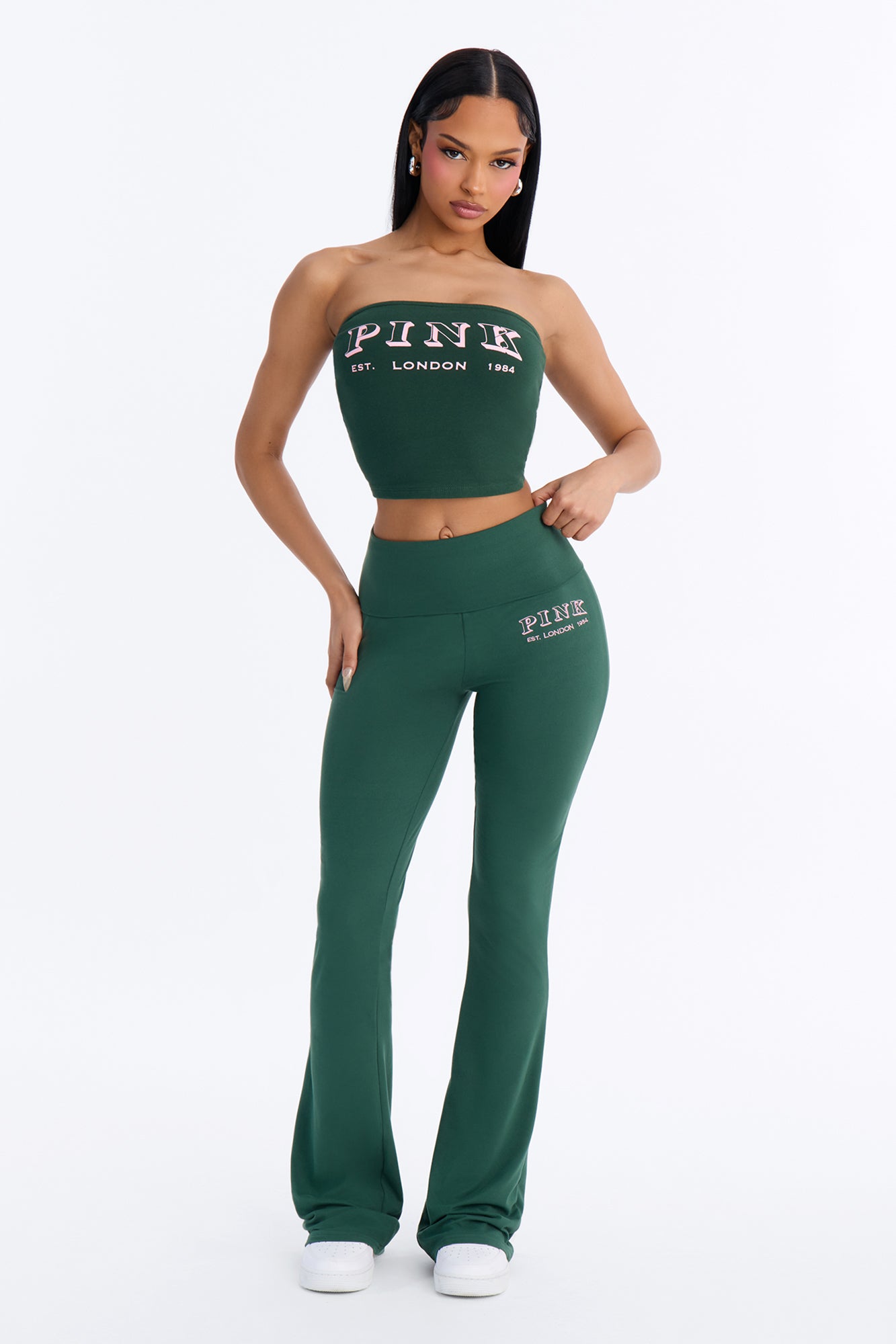 https://cdn.shopify.com/s/files/1/0293/9277/files/7PNK3B0087NV_Hunter_JR_V1.jpg?v=1783446852