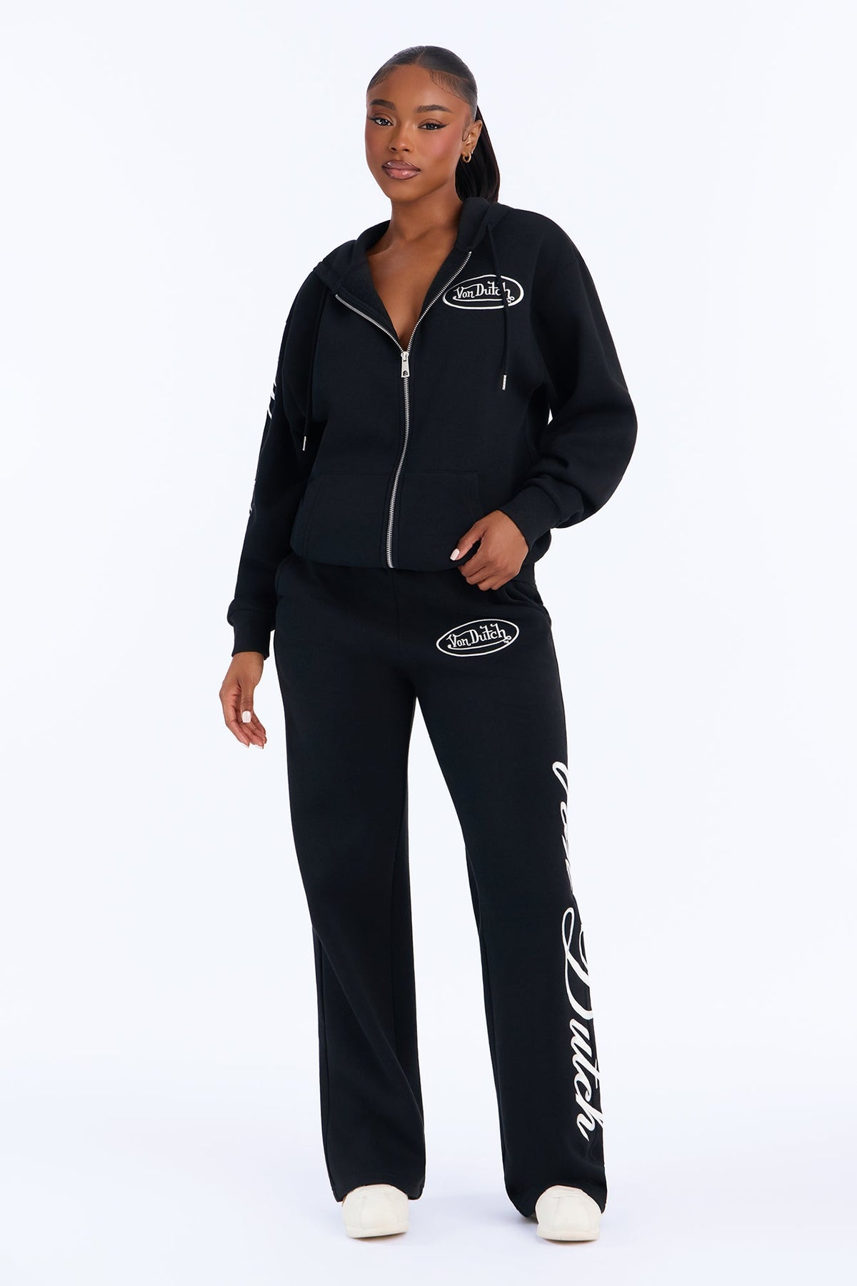 https://cdn.shopify.com/s/files/1/0293/9277/files/7VND2B0718NV_Black_JR_V1.jpg?v=1790629149