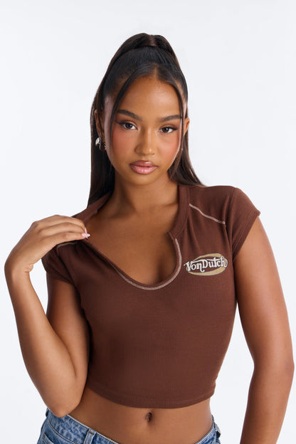 https://cdn.shopify.com/s/files/1/0293/9277/files/7VND9E0827NV_Brown_JR_V1.jpg?v=1785165743