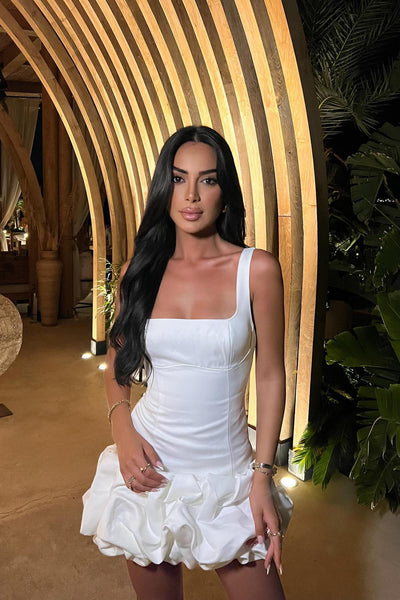 https://cdn.shopify.com/s/files/1/0293/9277/files/8-27-2024__097_Sienna_Satin_Bubble_Mini_Dress_White_GF.jpg?v=1759528537&with=400&height=600