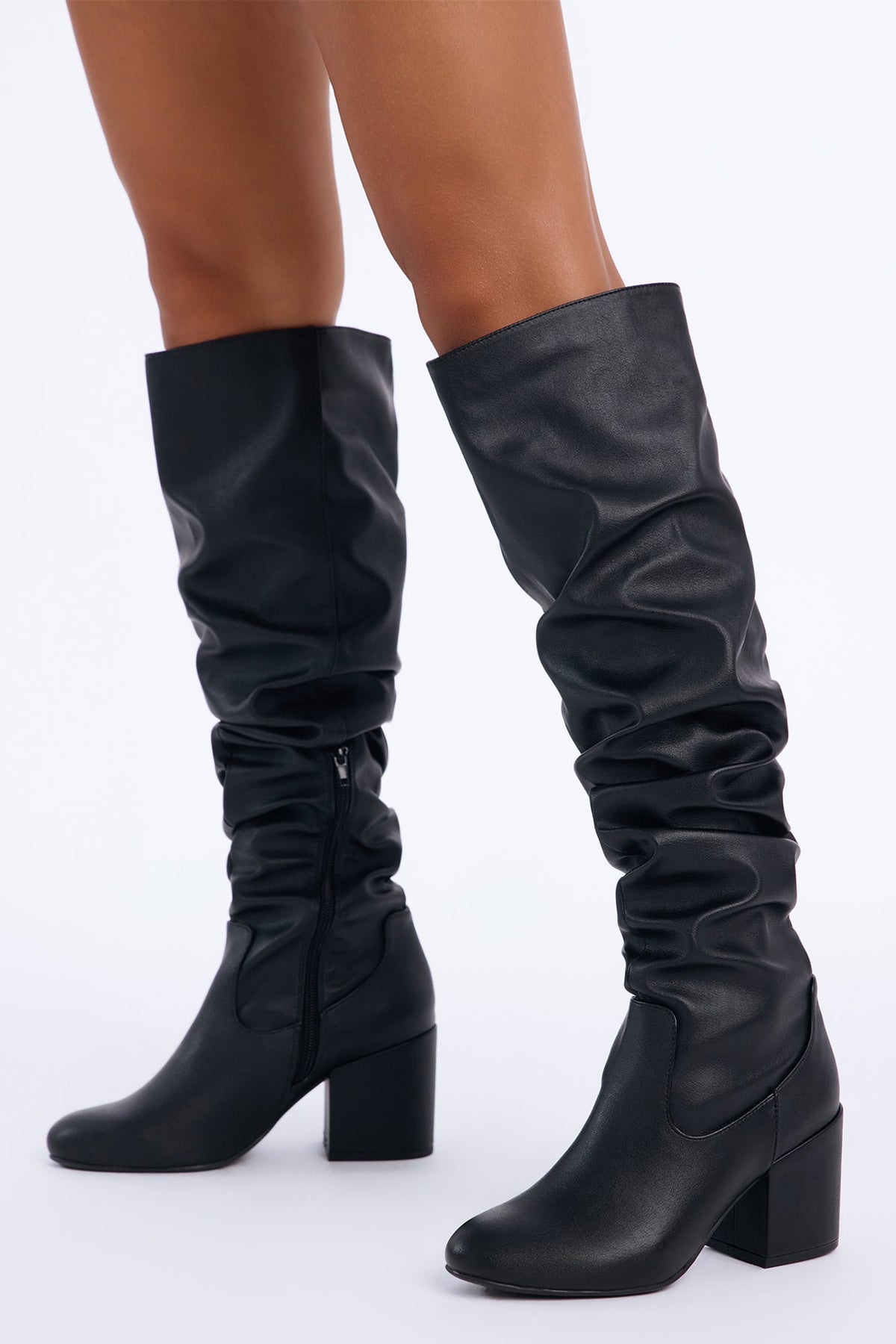 https://cdn.shopify.com/s/files/1/0293/9277/files/ADA32_Black_JR_V1.jpg?v=1790880914