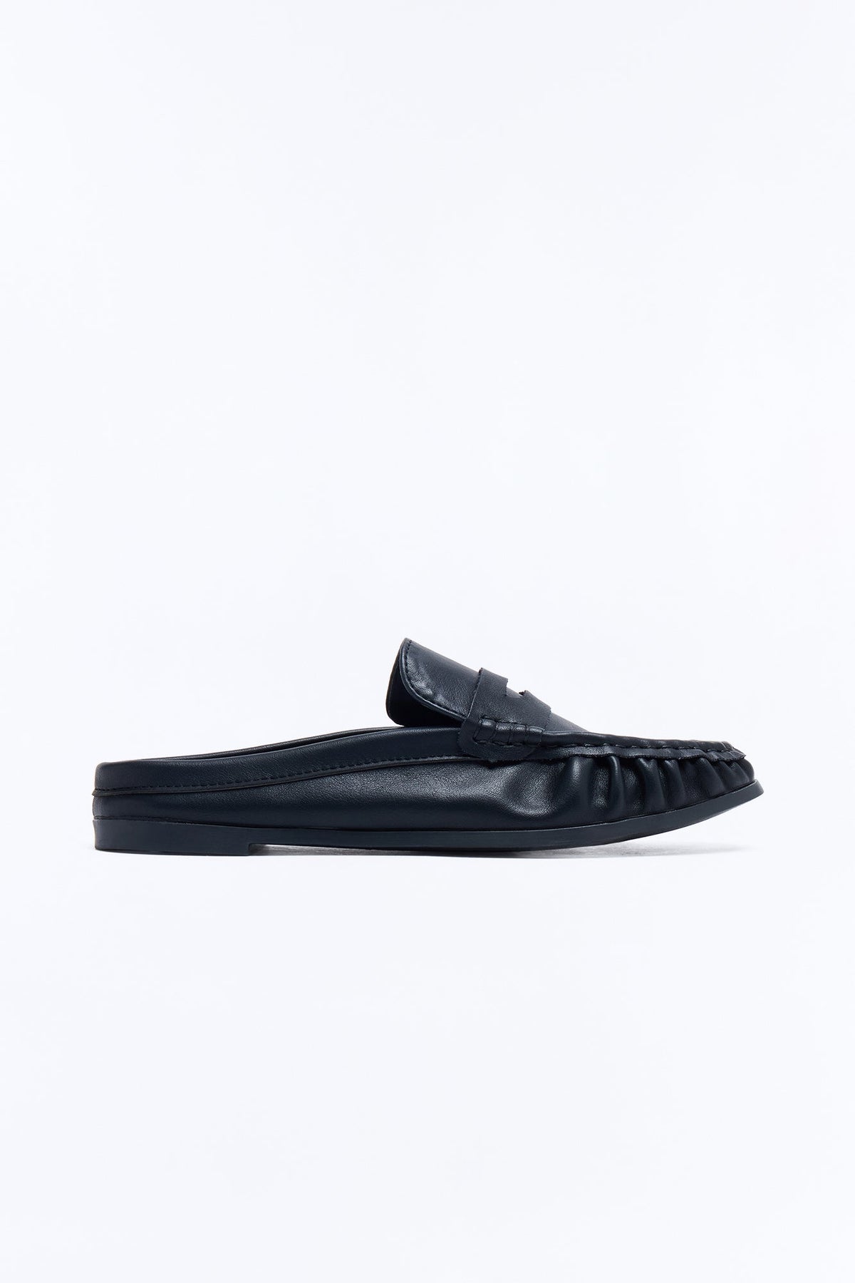 https://cdn.shopify.com/s/files/1/0293/9277/files/AVRIL03_Black_SL_V1.jpg?v=1789593039