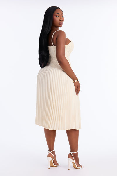 https://cdn.shopify.com/s/files/1/0293/9277/files/B126DR1705_Cream_PLUS_V3.jpg?v=1788968323&with=400&height=600
