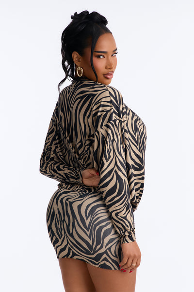 https://cdn.shopify.com/s/files/1/0293/9277/files/B126DR1810_Taupe_combo_JR_V4.jpg?v=1789581961&with=400&height=600