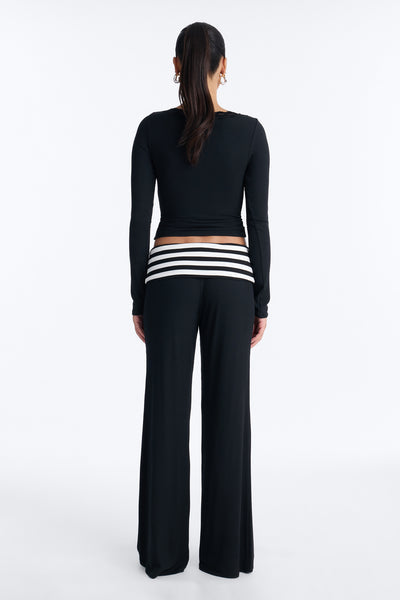 https://cdn.shopify.com/s/files/1/0293/9277/files/B126MS0520_Black_JR_V3.jpg?v=1787093089&with=400&height=600