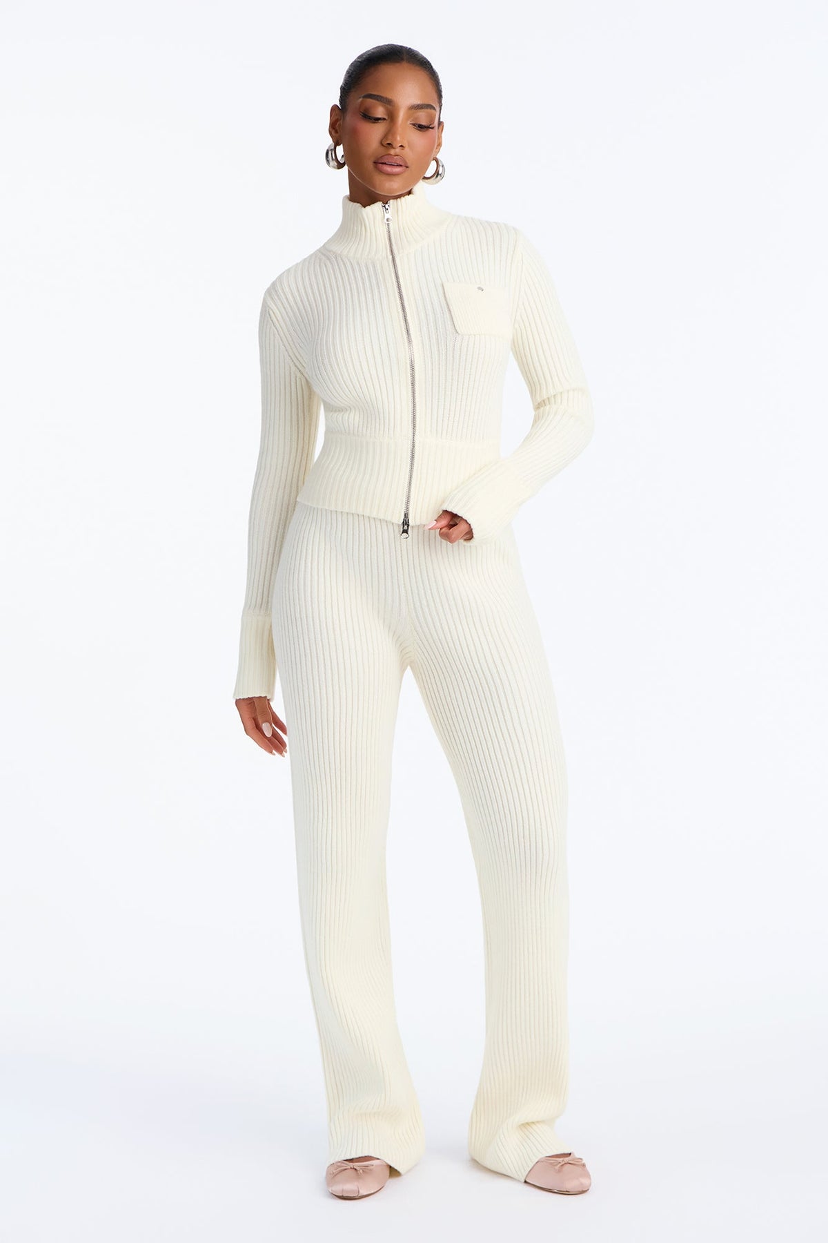 https://cdn.shopify.com/s/files/1/0293/9277/files/B126MS0538_Ivory_JR_V1.jpg?v=1789582172