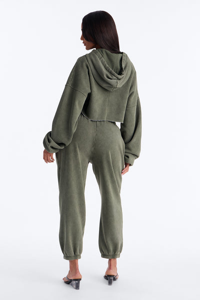 https://cdn.shopify.com/s/files/1/0293/9277/files/B225MS4208_Olive_JR_V4.jpg?v=1782773437&with=400&height=600