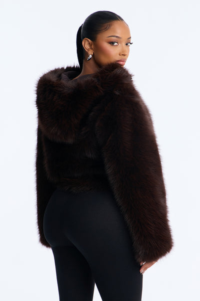 https://cdn.shopify.com/s/files/1/0293/9277/files/B2265K4123_Chocolate_JR_V4.jpg?v=1788892133&with=400&height=600