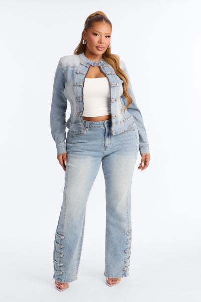 https://cdn.shopify.com/s/files/1/0293/9277/files/B326JN3656_LightWash_PLUS_V1.jpg?v=1785533240&with=400&height=600