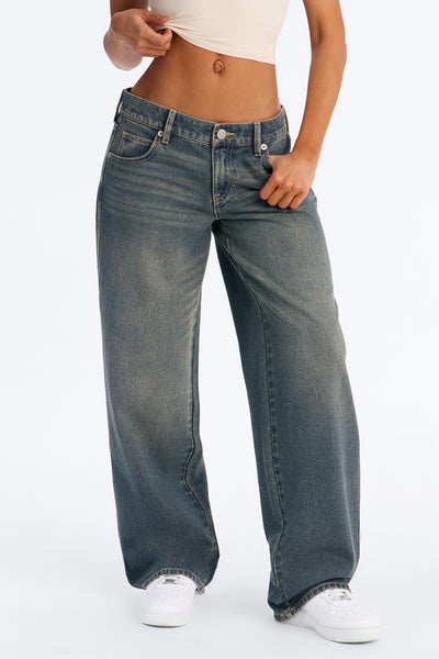 https://cdn.shopify.com/s/files/1/0293/9277/files/B326JN3816_VintageWash_5_VintageWash_JR_V2.jpg?v=1782857415&with=400&height=600