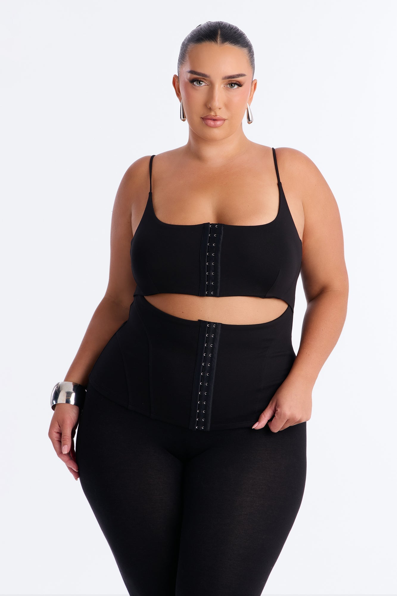 https://cdn.shopify.com/s/files/1/0293/9277/files/B426KT0406_Black_PLUS_V1.jpg?v=1783006262