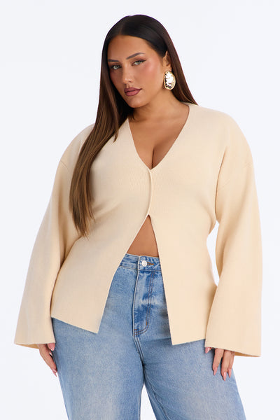 https://cdn.shopify.com/s/files/1/0293/9277/files/B426SW4127_Cream_PLUS_V1.jpg?v=1792006938&with=400&height=600