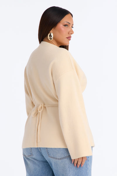 https://cdn.shopify.com/s/files/1/0293/9277/files/B426SW4127_Cream_PLUS_V4.jpg?v=1792006946&with=400&height=600