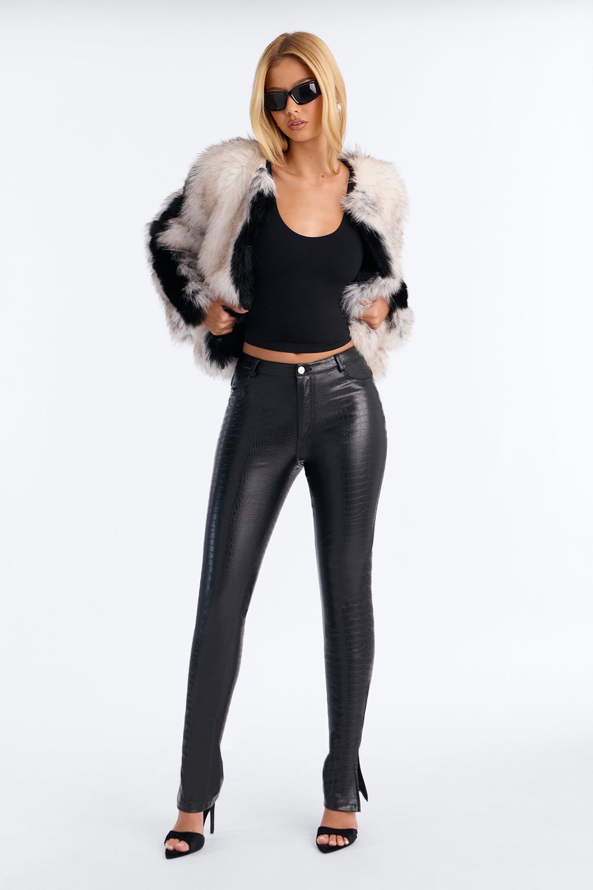 https://cdn.shopify.com/s/files/1/0293/9277/files/BC1073_Black_JR_V1.jpg?v=1789766735