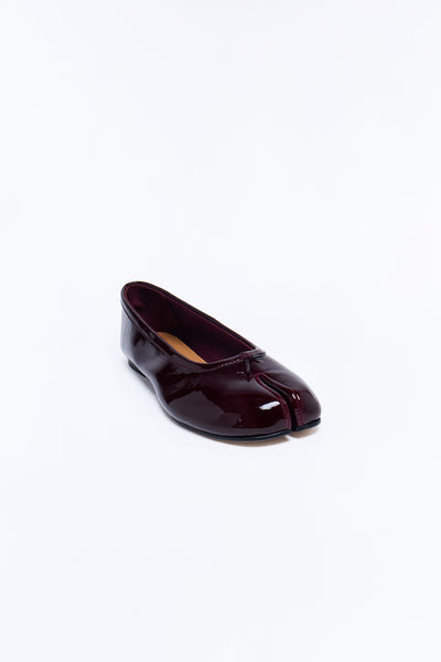 https://cdn.shopify.com/s/files/1/0293/9277/files/CALICOPATENT_Burgundy_SL_V4.jpg?v=1785261502&with=400&height=600