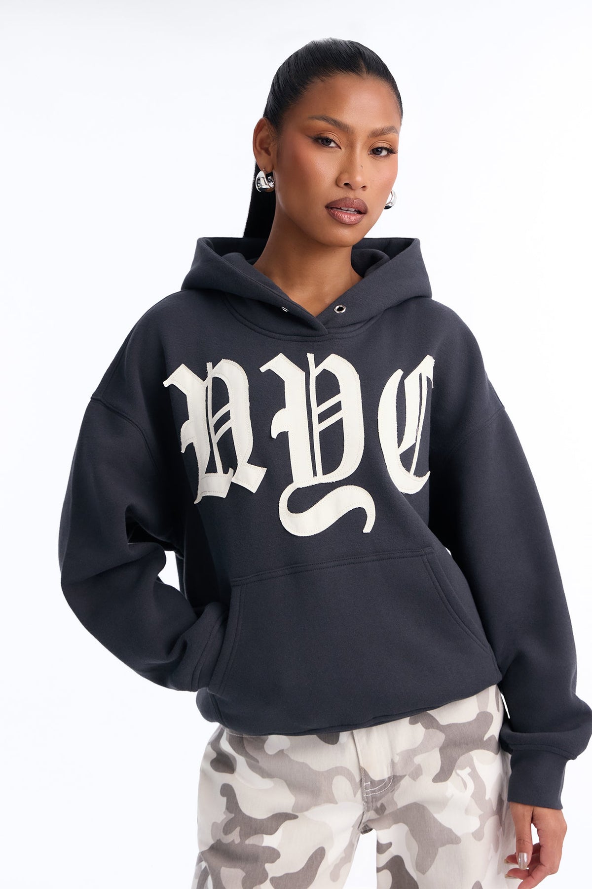 https://cdn.shopify.com/s/files/1/0293/9277/files/CHLN857F_Charcoal_JR_V1.jpg?v=1791484175