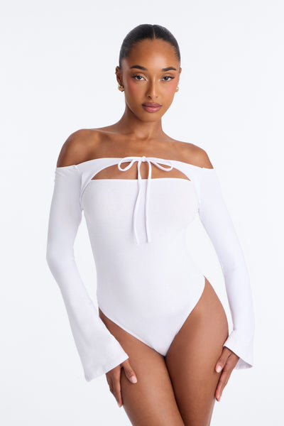 https://cdn.shopify.com/s/files/1/0293/9277/files/CTB14163_OffWhite_JR_V4.jpg?v=1787598308&with=400&height=600