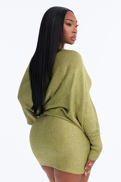 https://cdn.shopify.com/s/files/1/0293/9277/files/D2684FN_Olive_PLUS_V4.jpg?v=1792187987&with=400&height=600