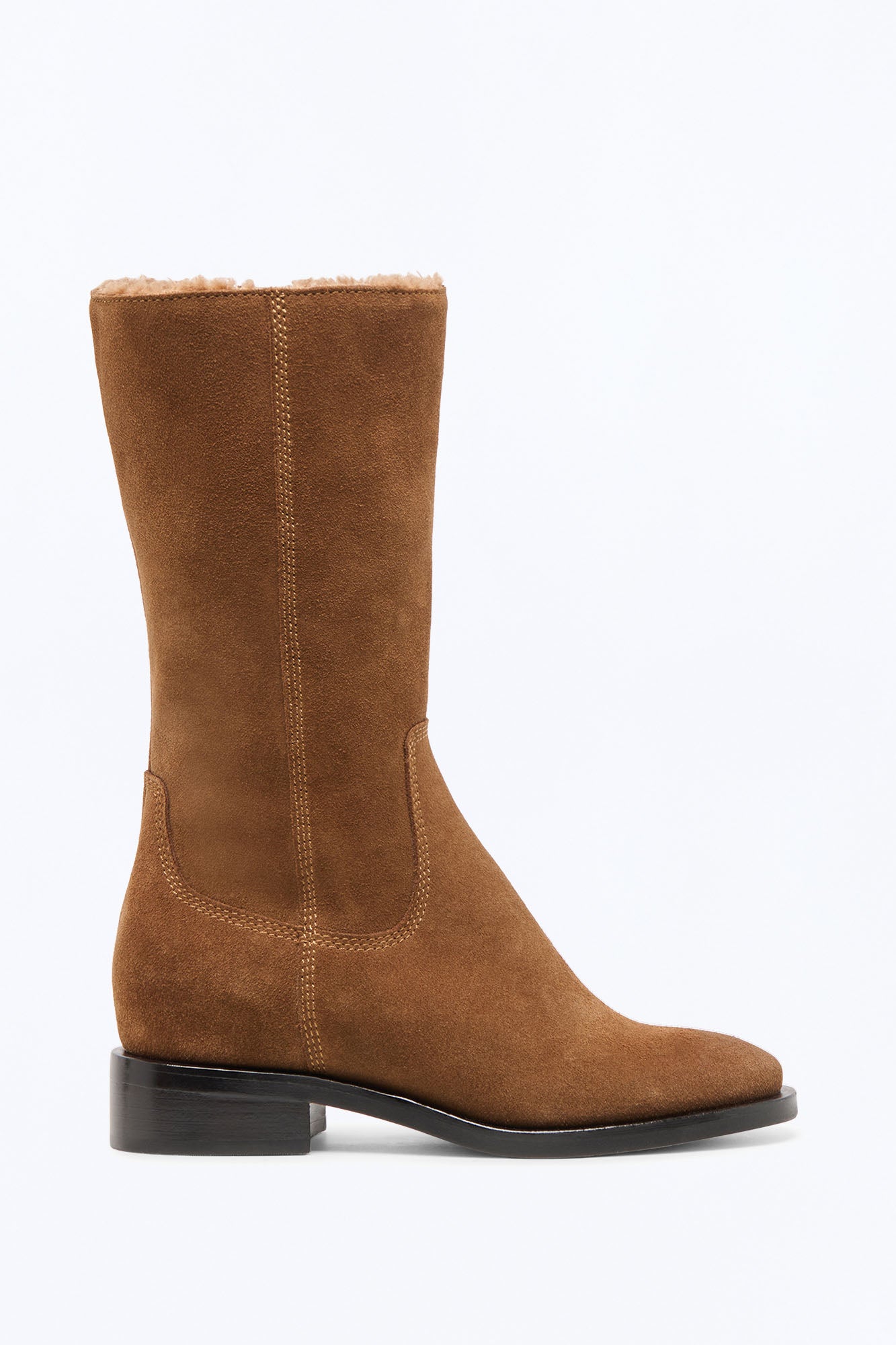 https://cdn.shopify.com/s/files/1/0293/9277/files/DOLCEVITA-BOOTS_KEDRAH2O_CHESTNUTSUEDEH2O-02_ES.jpg?v=1765837995