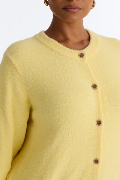 https://cdn.shopify.com/s/files/1/0293/9277/files/DZ23F565_ButterYellow_PLUS_V4.jpg?v=1782321342&with=400&height=600